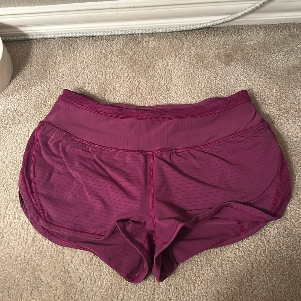 Lululemon Size 4 Speed Shorts 2"